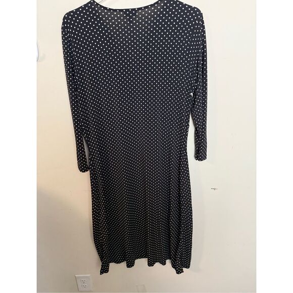 Talbots Size 14P Black White Polka Dot Midi Dress Twist Front Stretch Knit V-Nec - Picture 4 of 4